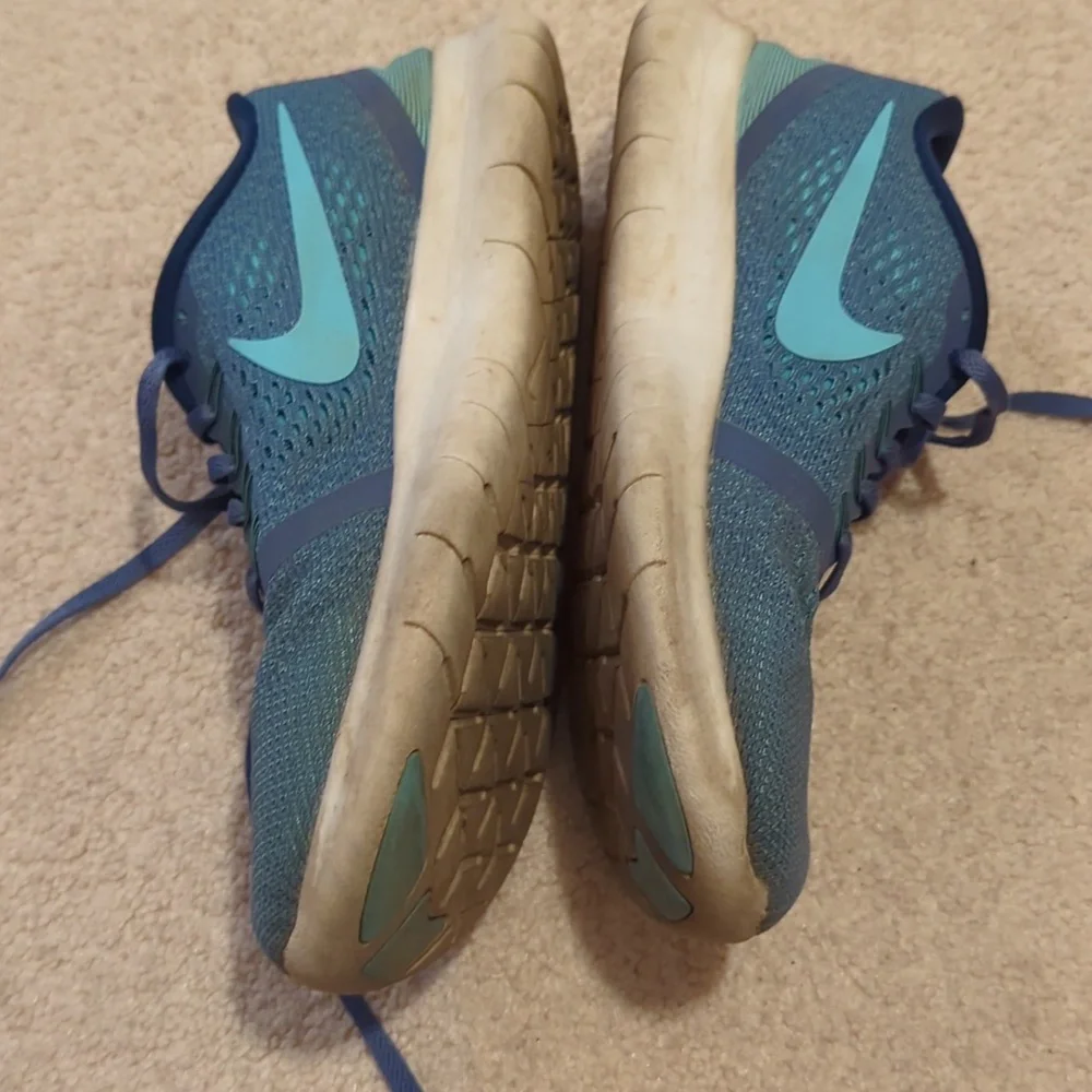 Nike Free RN women's sneakers size 8 laundered same day shipping - Picture 4 of 9